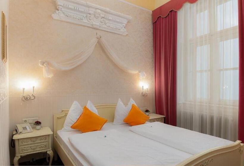 Fotos del hotel Aviano Boutique:  2