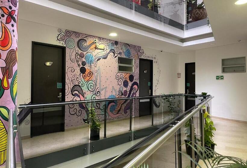 هتل Bolivariana Plaza Medellin