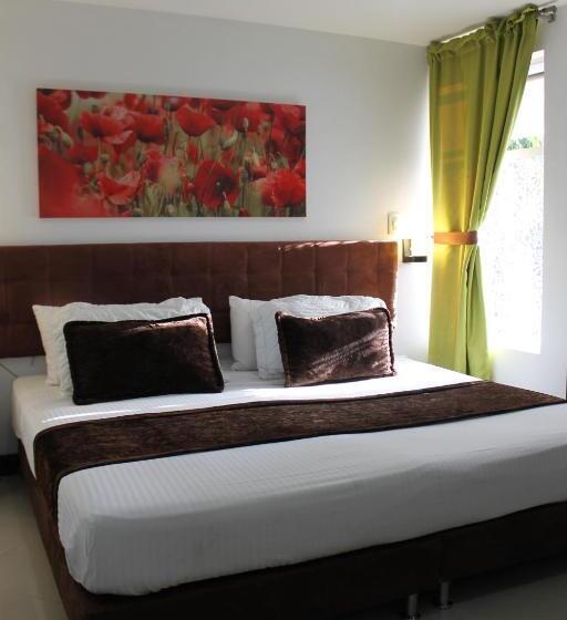 هتل Boutique las Rosas 5 G