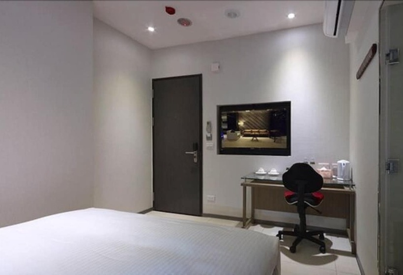 هتل Chingjing Inn