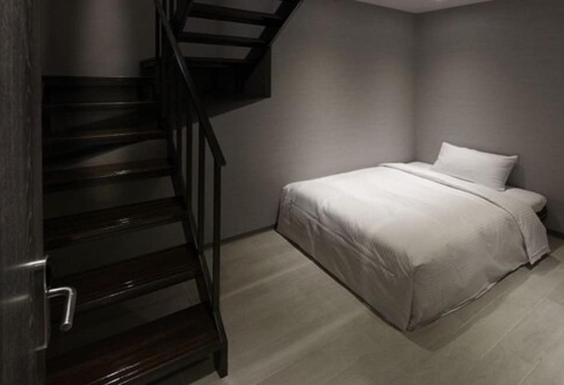 هتل Chingjing Inn