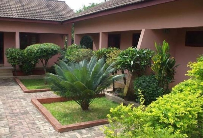 ホテル Coconut Grove Miners Lodge