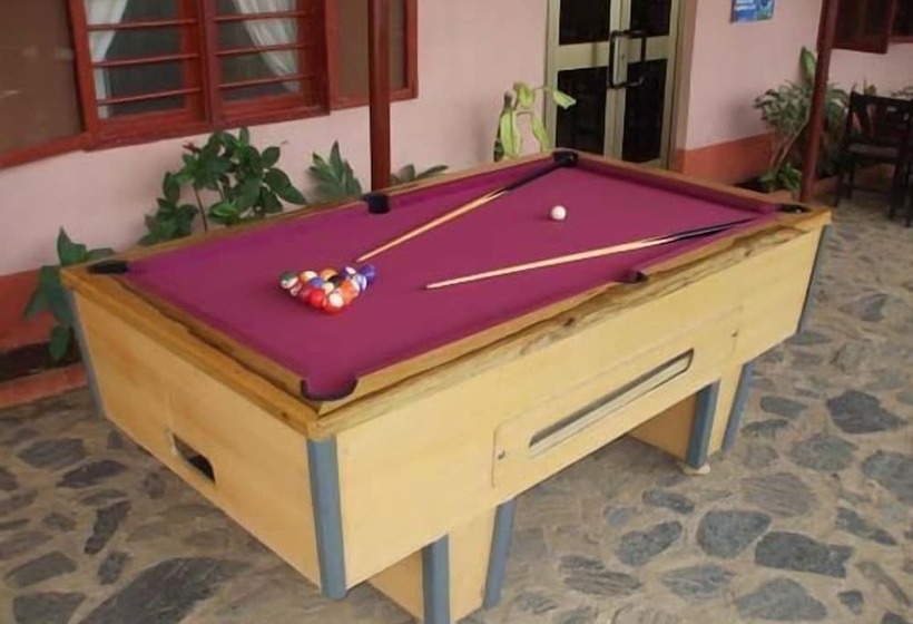 ホテル Coconut Grove Miners Lodge