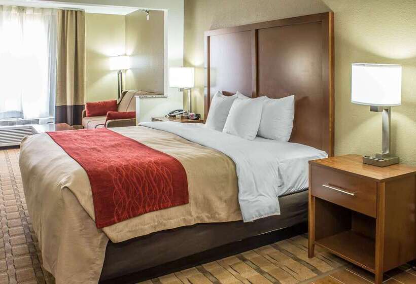 בית מלון כפרי Comfort Inn & Suites Cedar Rapids North  Collins Road