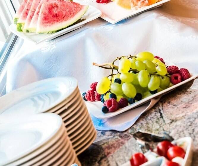 Fotos del hotel Corvinus:  4