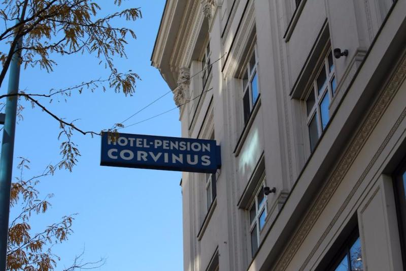 Fotos del hotel Corvinus:  18
