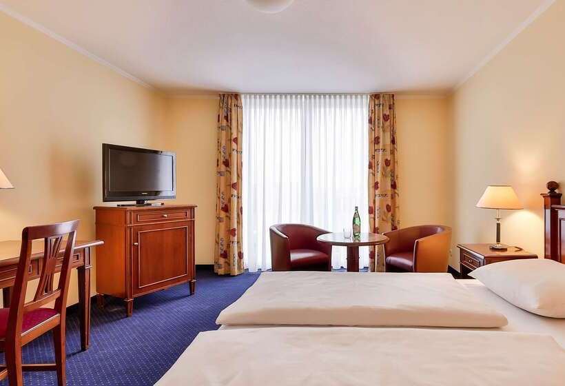 ホテル Dorint Marc Aurel Spa & Golf Resort