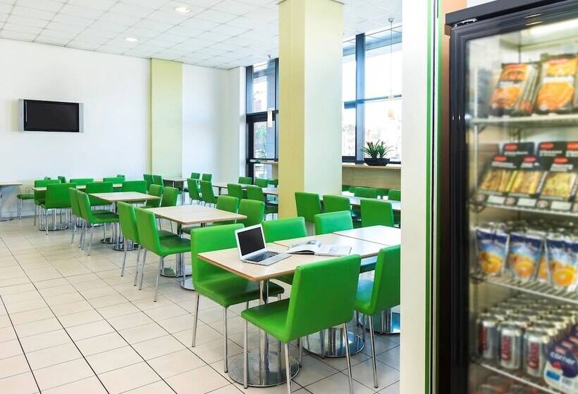هتل Ibis Budget Leeds Centre Crown Point Road