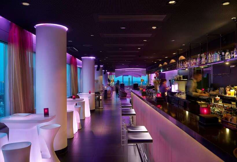 בית מלון כפרי Innside By Meliá Dusseldorf Hafen