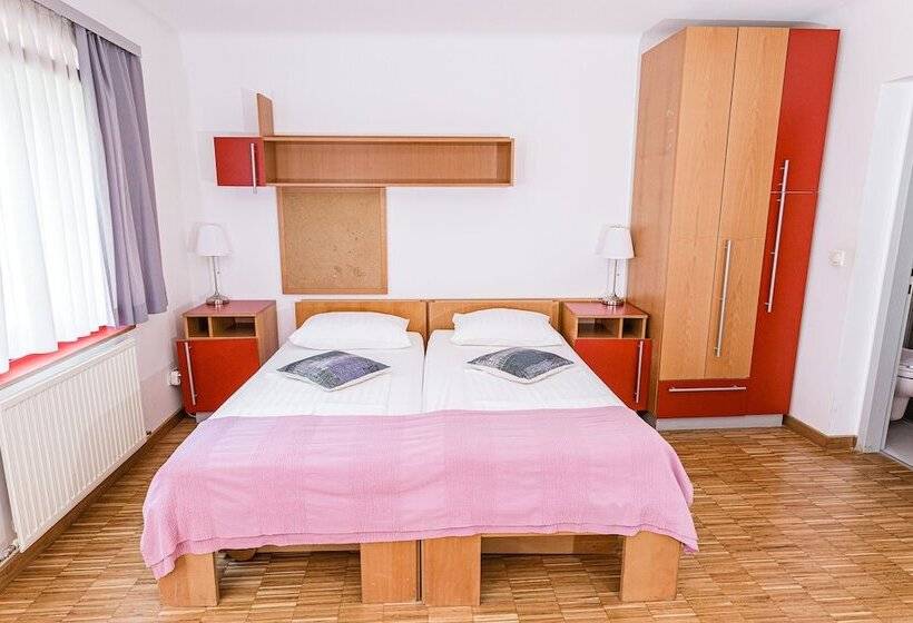 Fotos del hotel Korotan:  5