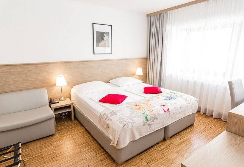 Fotos del hotel Korotan:  7