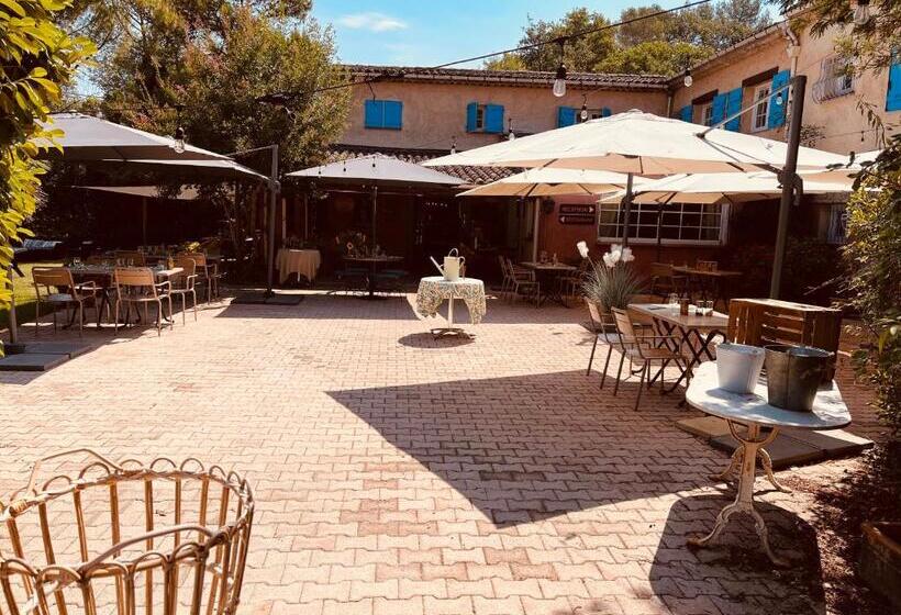 בית מלון כפרי Logis La Bastide Des Golfs