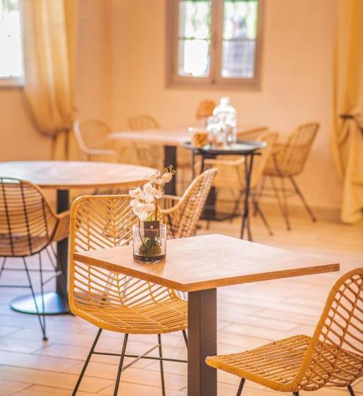 בית מלון כפרי Logis La Bastide Des Golfs