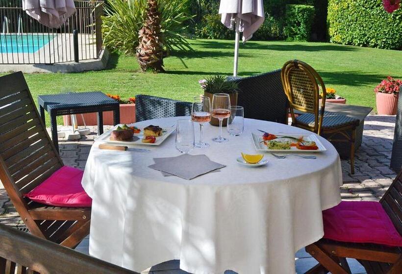 בית מלון כפרי Logis La Bastide Des Golfs