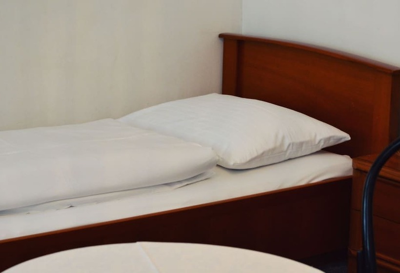 Fotos del hotel Pension Lumes:  4