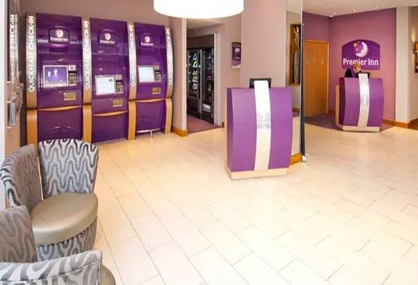 Fotos del hotel Premier Inn London City - Old Street:  10