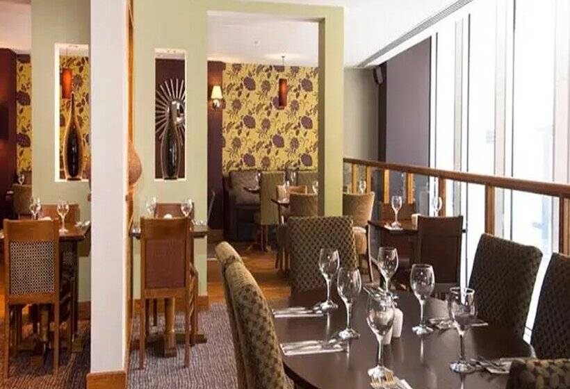 Fotos del hotel Premier Inn London City - Old Street:  11