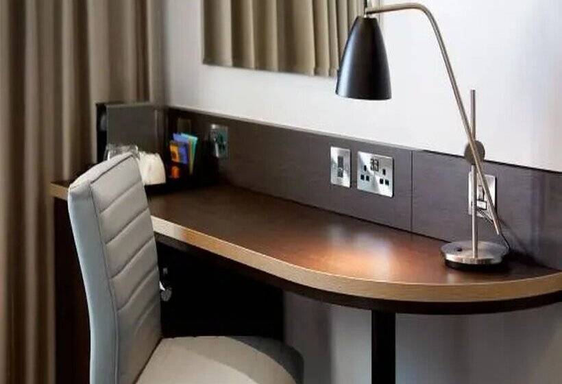 Fotos del hotel Premier Inn London City - Old Street:  14