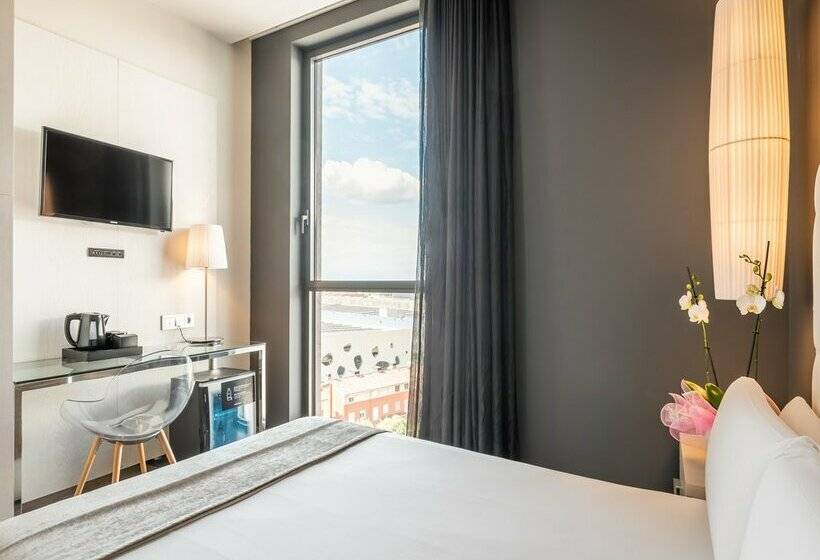 בית מלון כפרי Sb Plaza Europa