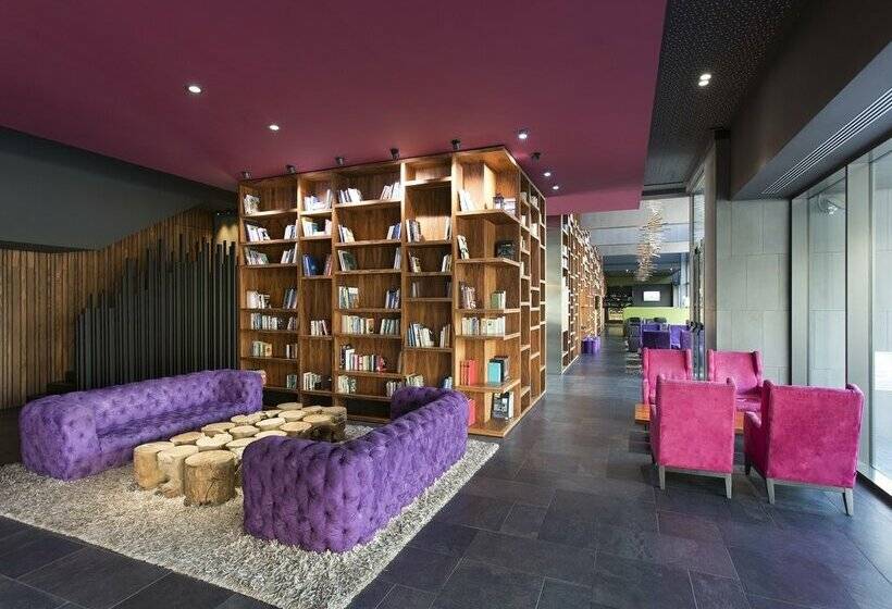 בית מלון כפרי Sb Plaza Europa