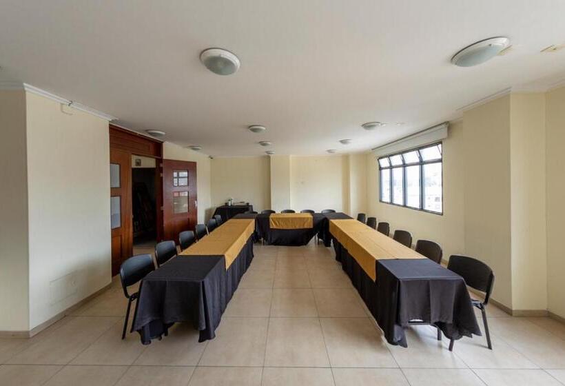 هتل Splendor By Friends Company