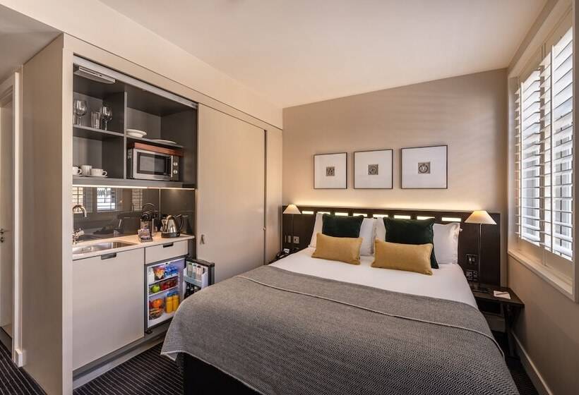 Fotos del hotel The Resident Soho:  2