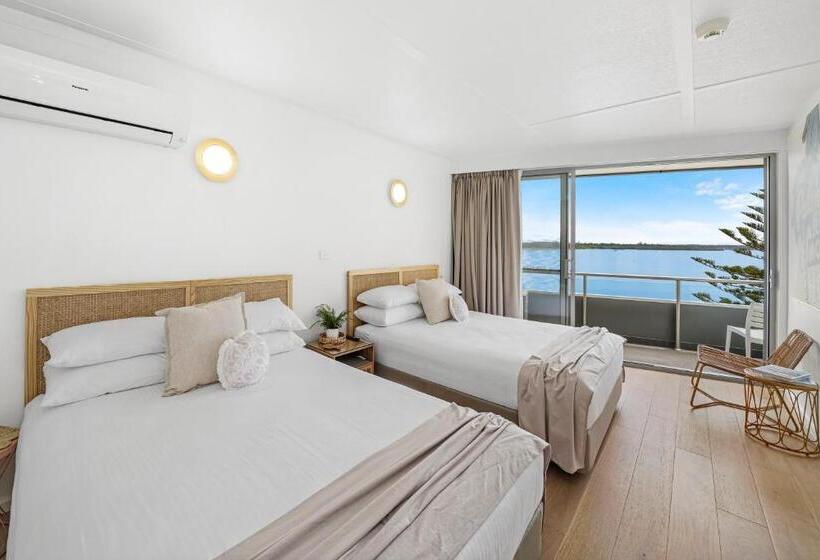 مُتل The Mid Pacific