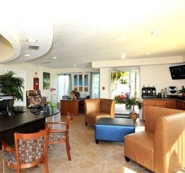 استراحتگاه Coconut Cove Allsuite