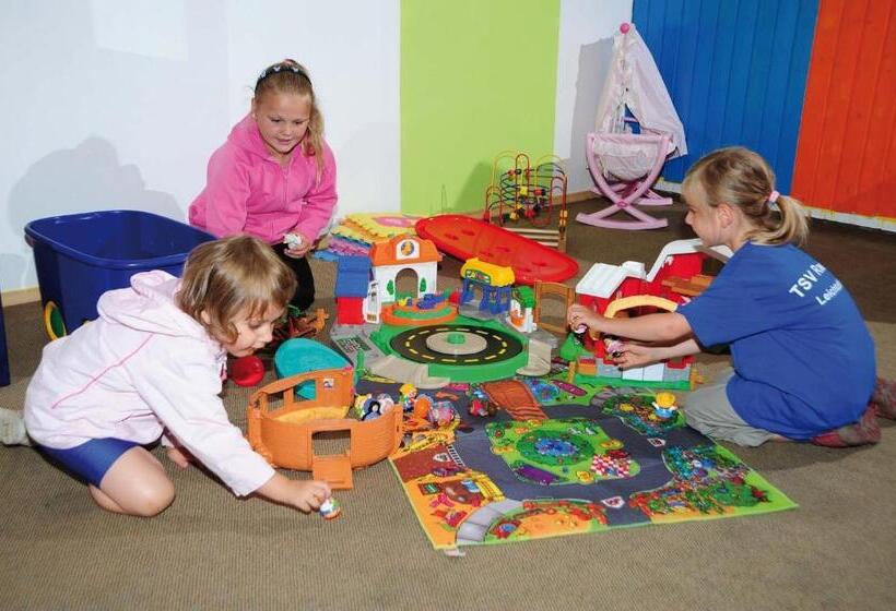 استراحتگاه Marco Polo Alpina Familien  & Sport