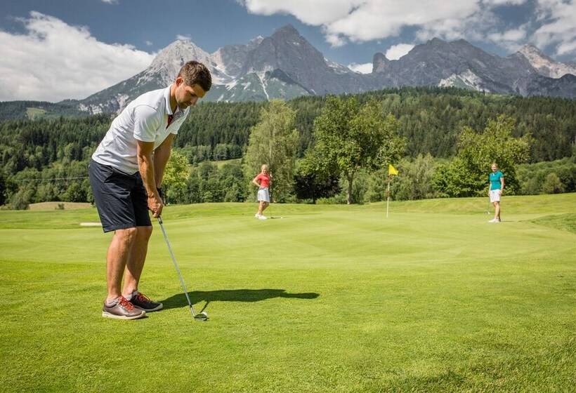 استراحتگاه Ritzenhof   4 Sterne Superior Hotel & Spa Am See