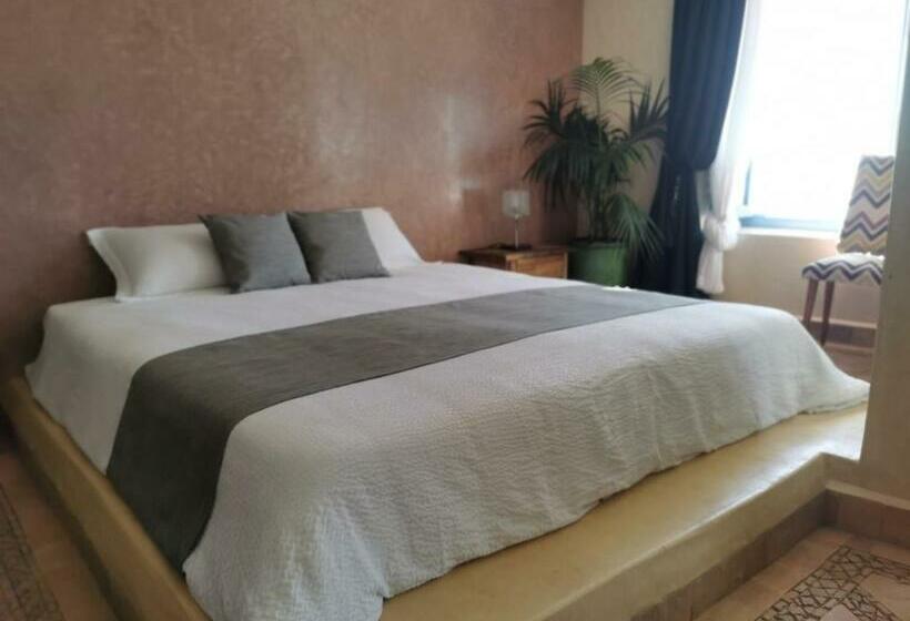 فندق صغير Teddy Pirate   Coliving