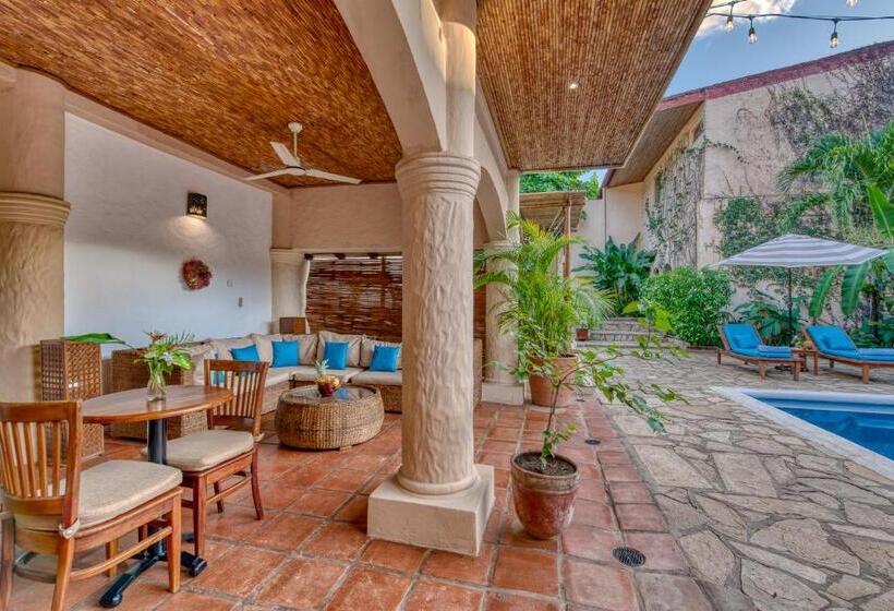 Boutique Hotel Secret Garden Granada