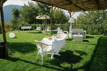 هتل Agriturismo Tenuta Don Carlo