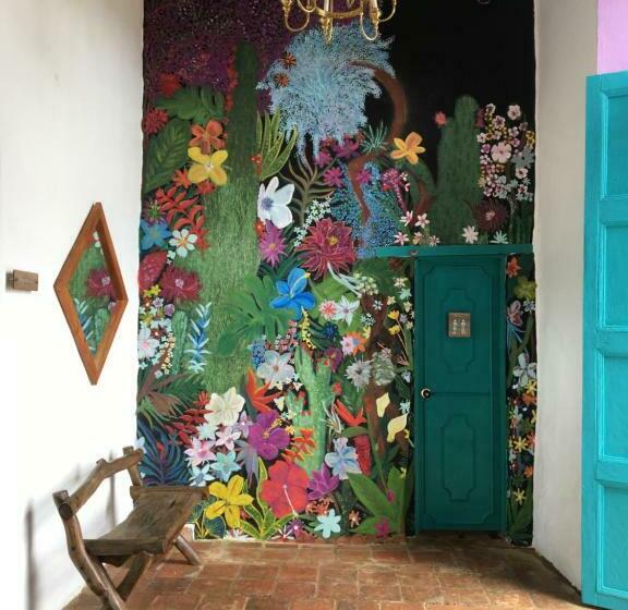 هتل Florré Blossom