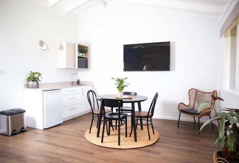 هتل Pokolbin Farm Stay