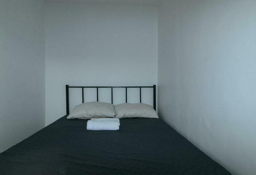 Отель Mi Casa Deca Clark Residences Pampanga