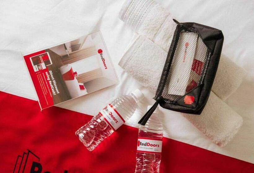 فندق Reddoorz @ Zalo S Boutique  Zamboanga