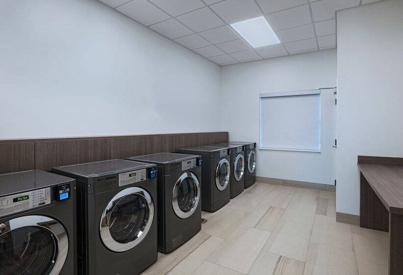 هتل Element Waco