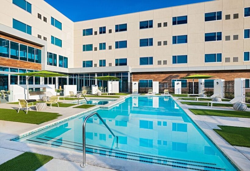 هتل Element Waco