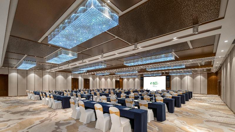 בית מלון כפרי Holiday Inn Express Changchun Jingyue, An Ihg