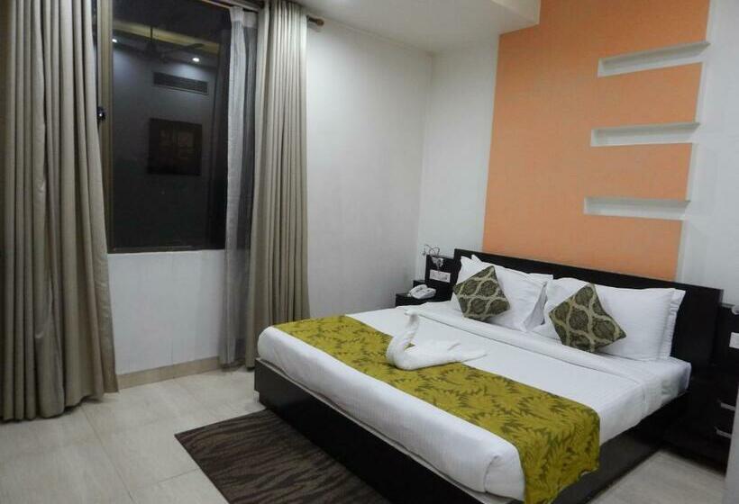 酒店 The Marque By Luxus  In Mathura