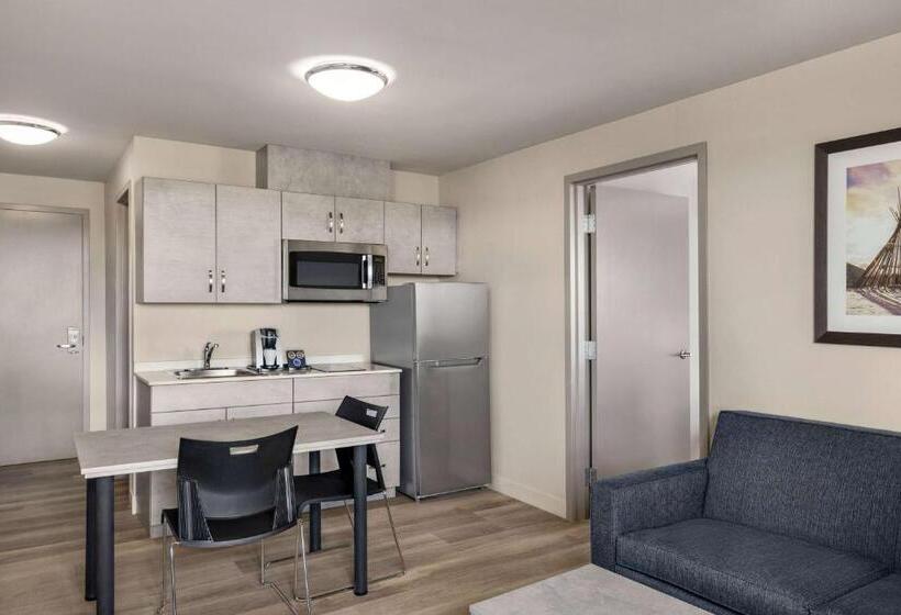 Microtel Inn & Suites Dorval Qc