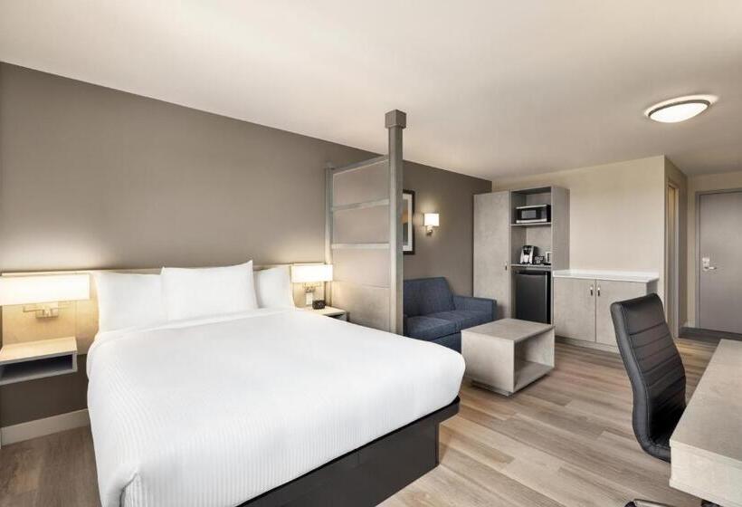 Microtel Inn & Suites Montreal Airportdorval Qc