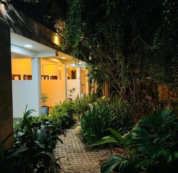 پانسیون Double Mango Villa