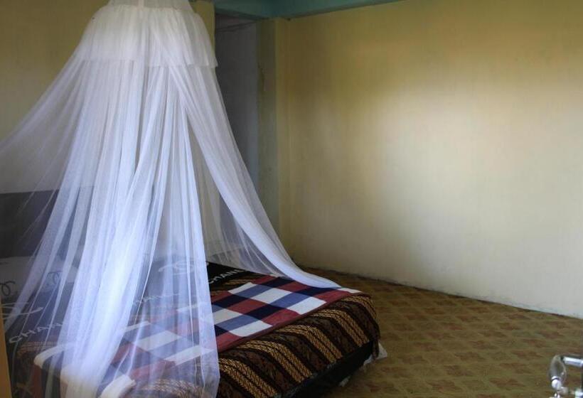 פנסיון Feby S Homestay