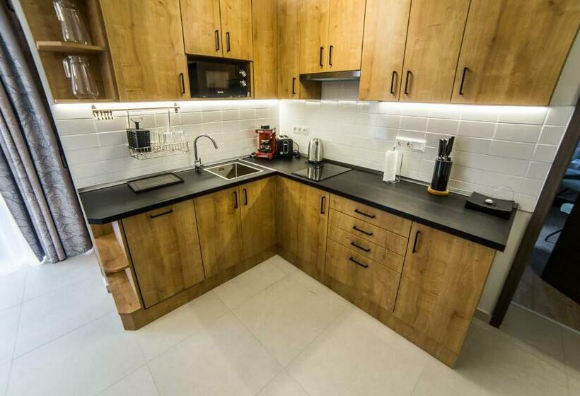 膳宿费 Haracsi Vendégház