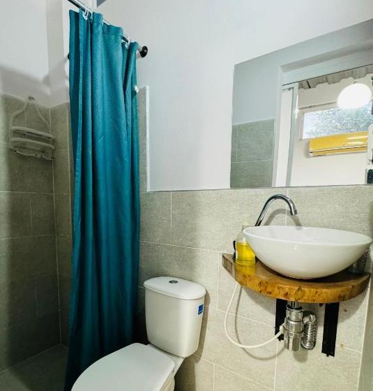 פנסיון Hostal Bon Hábitat