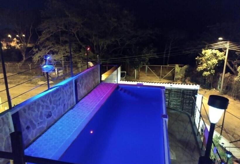 פנסיון Hostal Bon Hábitat