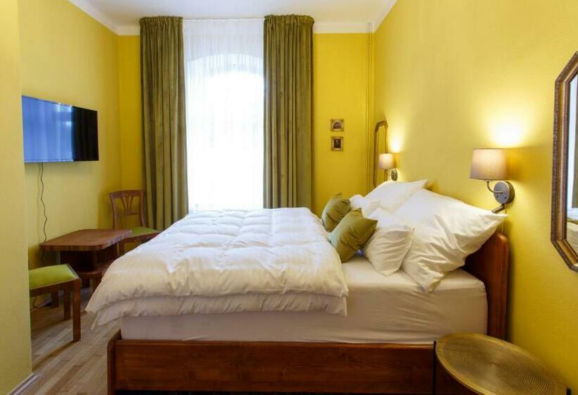 פנסיון Parkhotel Vrbno