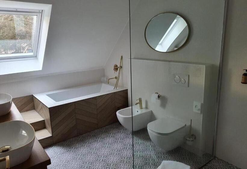 פנסיון Parkhotel Vrbno